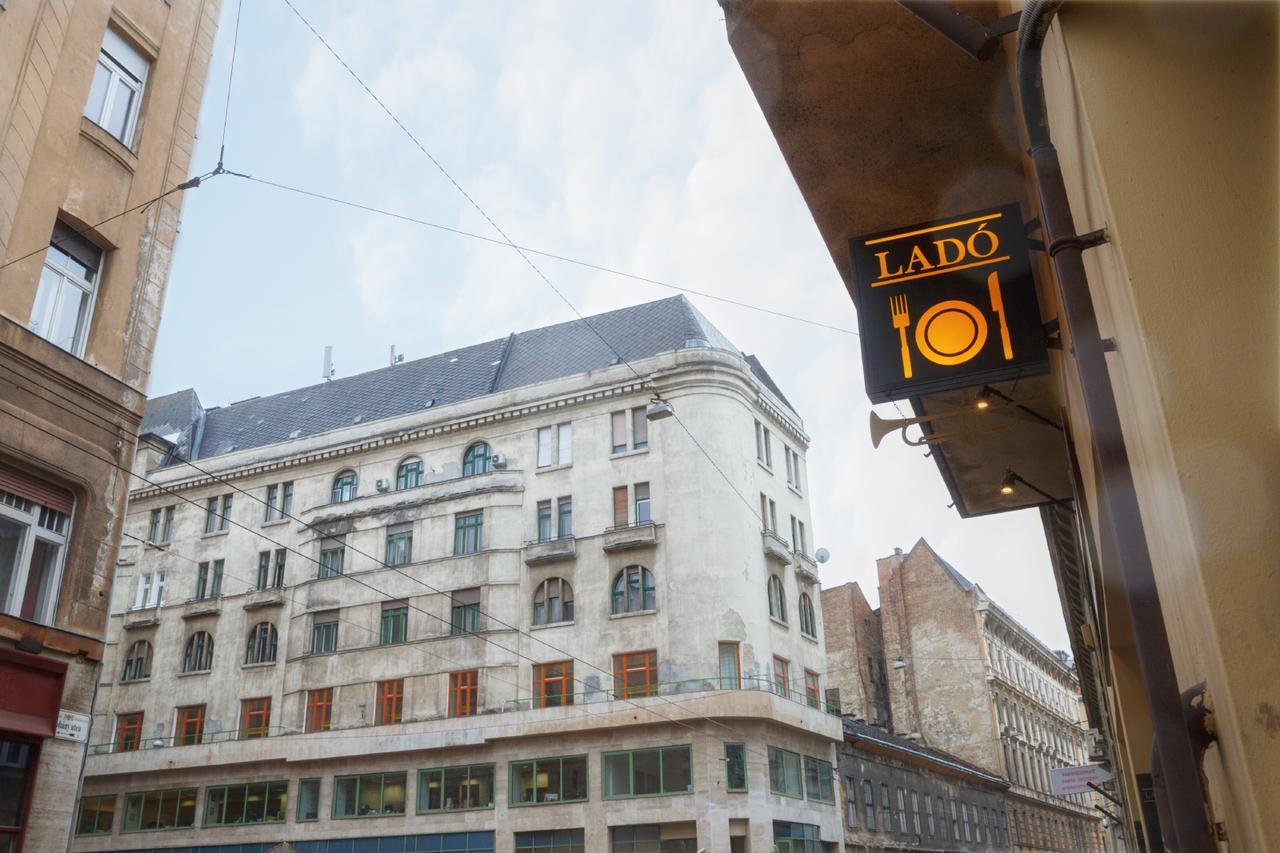 Julia Superior Apartment In The City Center. Budapest Bagian luar foto